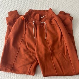 Nike High Waisted Joggers